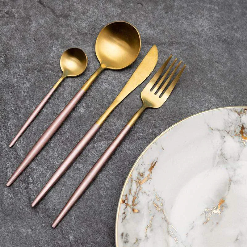 Paris – Couverts de Table Originaux
