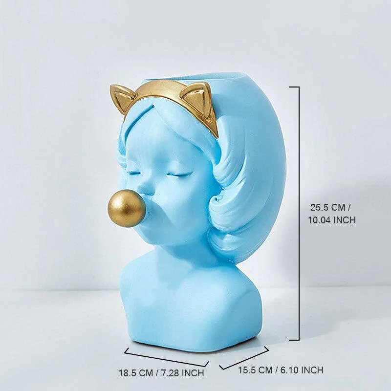 Maligna – Vase Sculpture