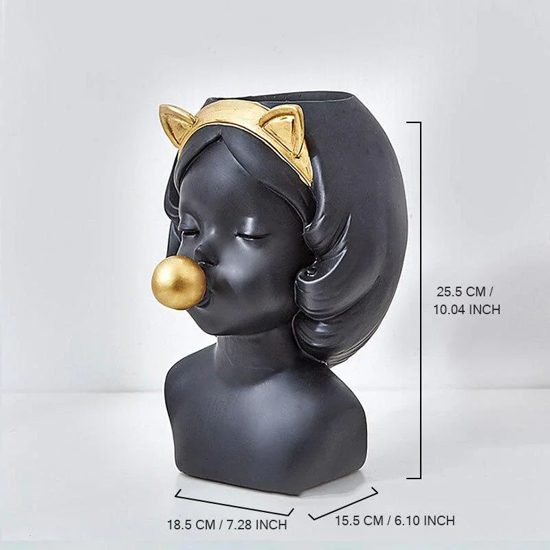 Maligna – Vase Sculpture