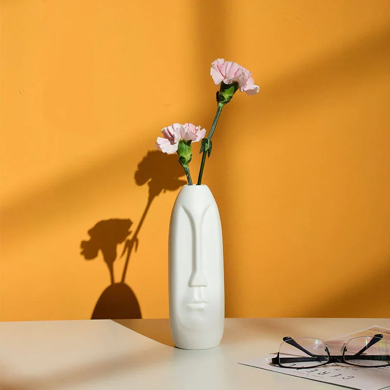 Lunga – Vase Visage Design
